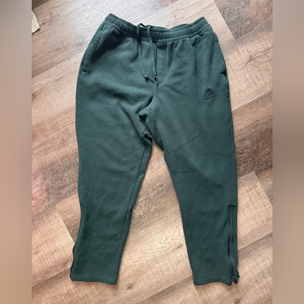 Adidas Men's Forest Green Joggers
